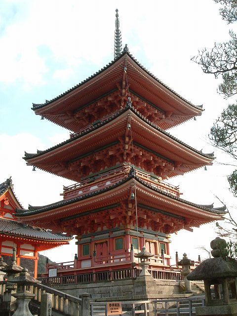 世界遺産・京都・清水寺三重塔の写真の写真