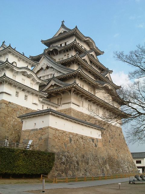 世界遺産・特別史跡・姫路城・備前丸の入り口からみる天守閣の写真の写真