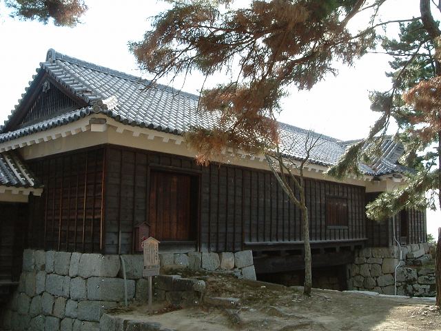松山・松山城・内部から見る筒井門の写真の写真