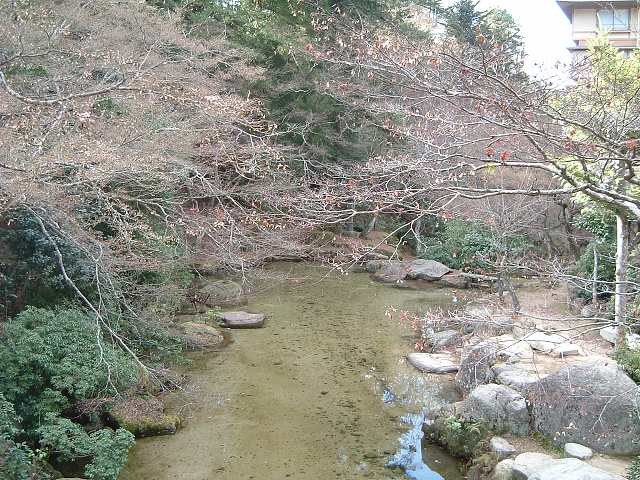 世界遺産・宮島・弥山・登山道入り口にある池の写真の写真