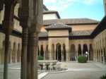 世界遺産・グラナダ・アルハンブラ宮殿・ライオンの中庭と回廊
