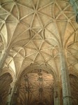 リスボン・ジェロニモス修道院・装飾が美しい修道院の天井