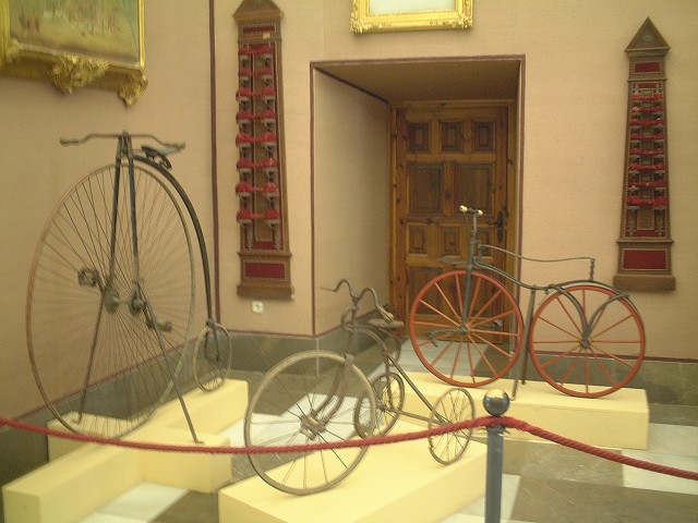 世界遺産・アランフェス・昔の自転車の写真の写真