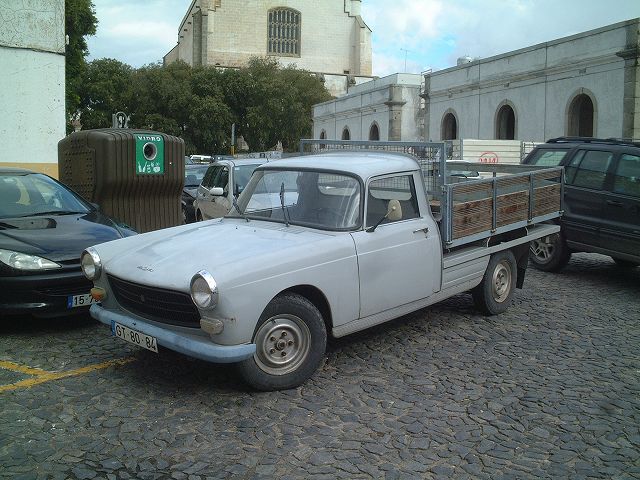 世界遺産・エヴォラ・クラシックな自動車の写真の写真
