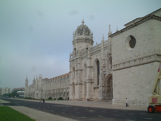 世界遺産・リスボンのジェロニモス修道院とベレンの塔の写真の写真
