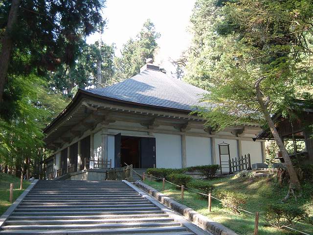 特別史跡・平泉・中尊寺・空調完備の覆堂の写真の写真