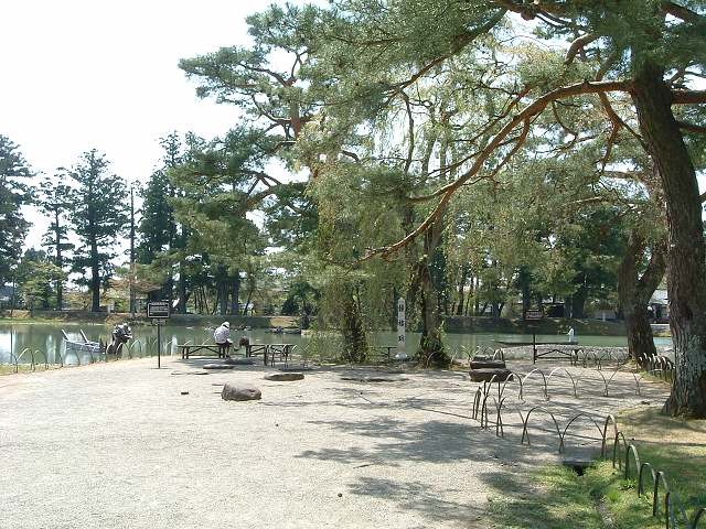特別史跡・特別名勝・毛越寺・鐘楼跡の写真の写真