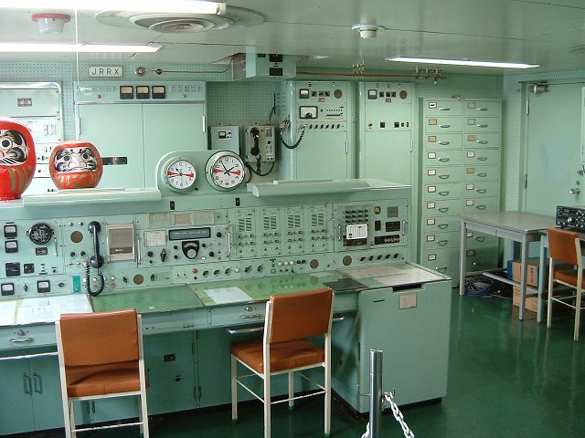 青森・青函連絡船・八甲田丸・通信室の写真の写真