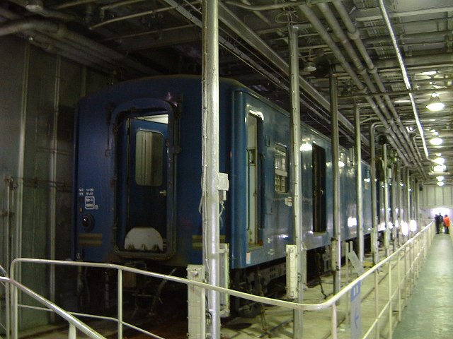 青森・青函連絡船・八甲田丸・保存車両の郵便車スユニ50の写真の写真