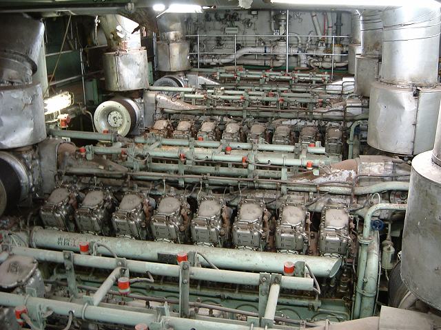 青森・青函連絡船・八甲田丸・ディーゼルエンジンの写真の写真