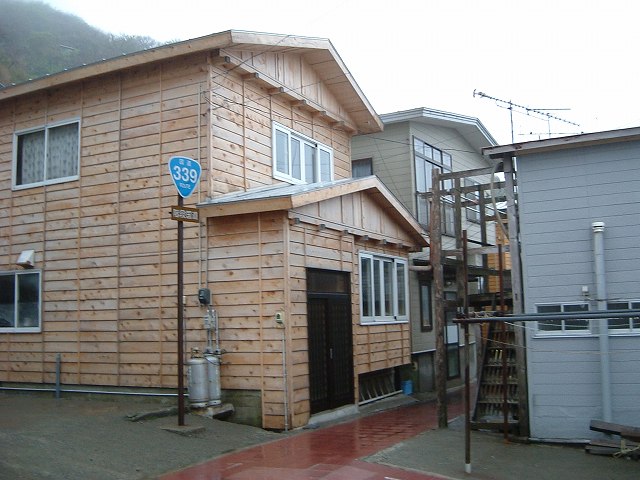 竜飛岬・階段国道・階段国道の出口はこんな感じの写真の写真