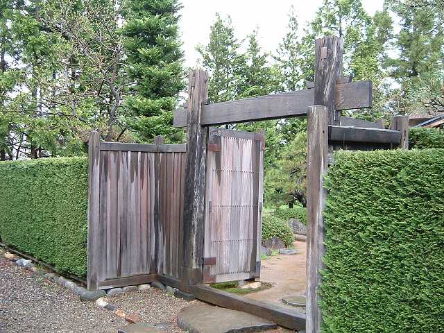 重要伝統的建造物群保存地区・弘前・旧梅田家住宅表門の写真の写真