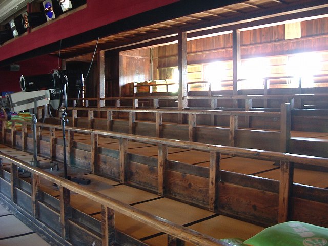 小坂・康楽館・客席の写真の写真