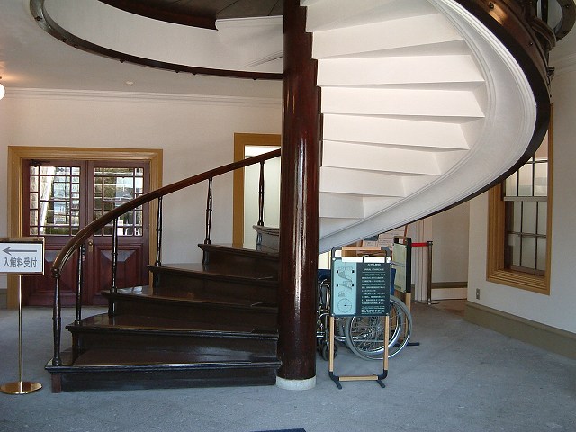 小坂・旧小坂鉱山事務所・螺旋階段の写真の写真