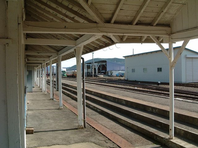 小坂・小坂駅・ホームの写真の写真
