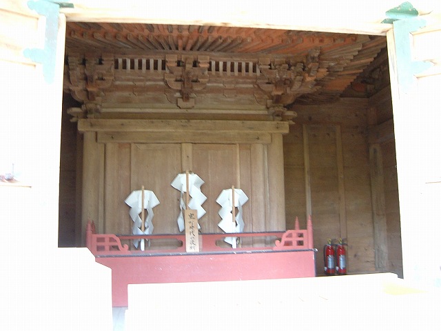 重要文化財・赤神神社五社堂（中央堂）内厨子の写真の写真