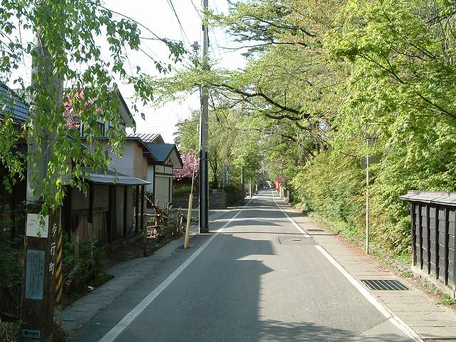 重要伝統的建造物群保存地区・角館・このあたりまで来ると板塀が途切れるの写真の写真