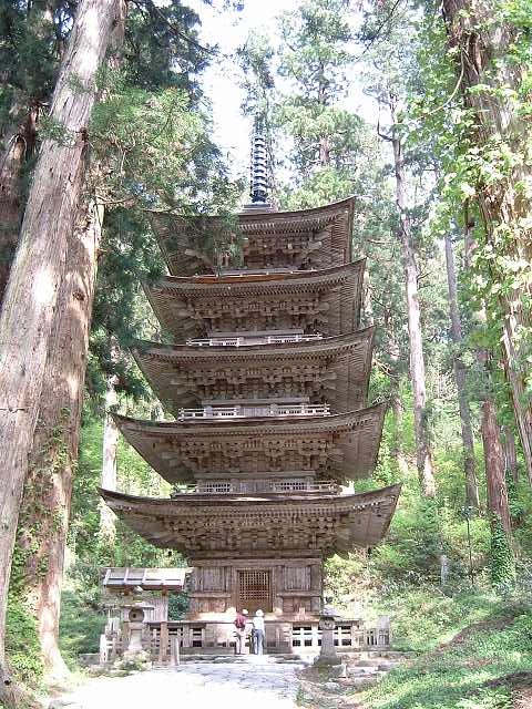 国宝・羽黒山五重塔の写真の写真