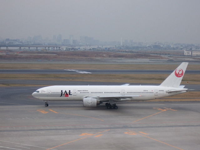 日本航空(旧塗装)・B777-200の写真の写真