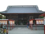 重要文化財・新勝寺額堂