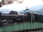 蒸気機関車(SL)のC58・転車台で回転するC58