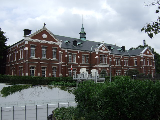 江戸城跡・内堀・旧近衛師団司令部の写真の写真