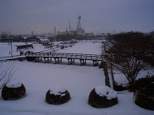 特別史跡・北海道遺産・五稜郭跡・雪で埋もれてしまった堀の写真の写真