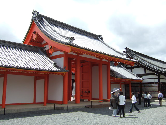 皇室遺産・京都御所・日華門の写真の写真