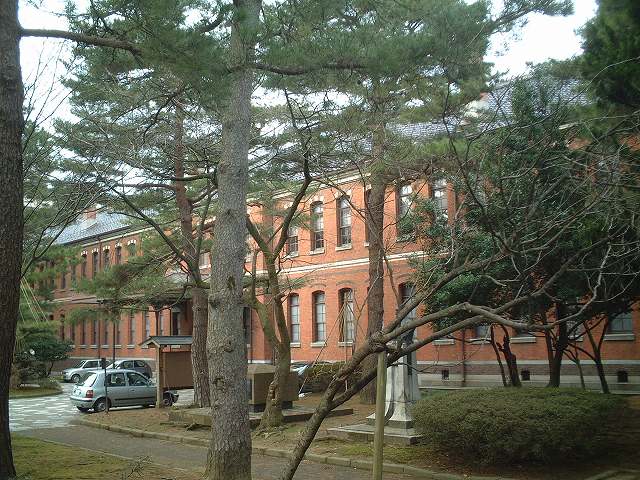 重要文化財・旧第四高等中学校本館の写真の写真