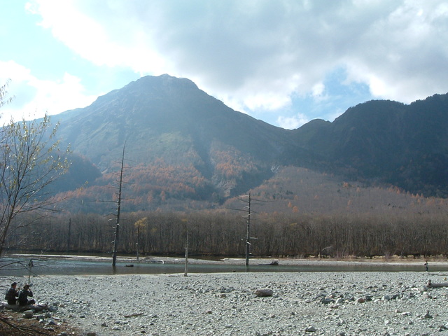 特別名勝・特別天然記念物・上高地・逆光なのが残念の写真の写真