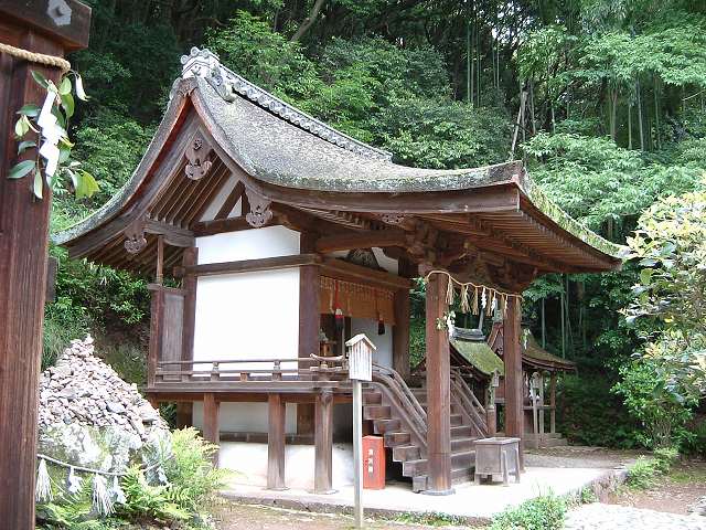 世界遺産・京都・宇治上神社境内社春日神社本殿の写真の写真