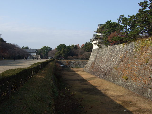 特別史跡・名古屋城跡・表二の門からみる内堀の西側の写真の写真