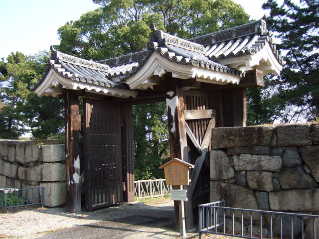 重要文化財・名古屋城旧二之丸東二之門の写真の写真
