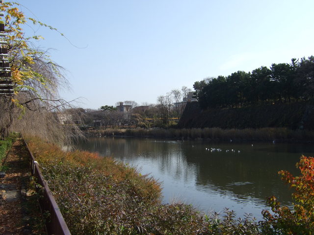 特別史跡・名古屋城跡・名城公園からみる外堀の写真の写真