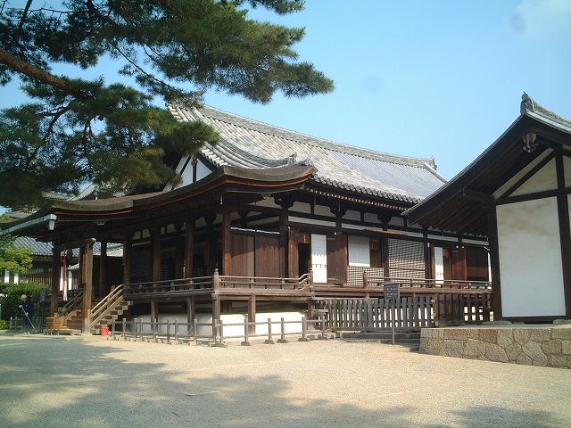 法隆寺地域の仏教建造物・法隆寺聖霊院の写真の写真