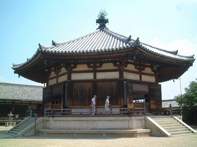 法隆寺地域の仏教建造物・法隆寺東院夢殿の写真の写真