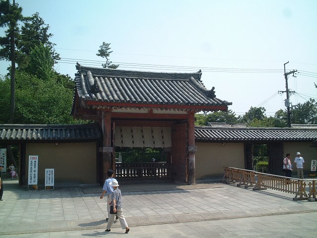 世界遺産・奈良・薬師寺南門の写真の写真