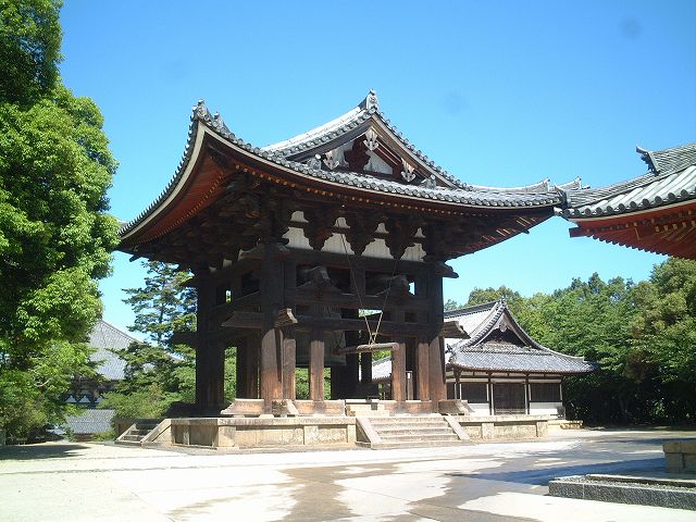 世界遺産・奈良・東大寺鐘楼の写真の写真