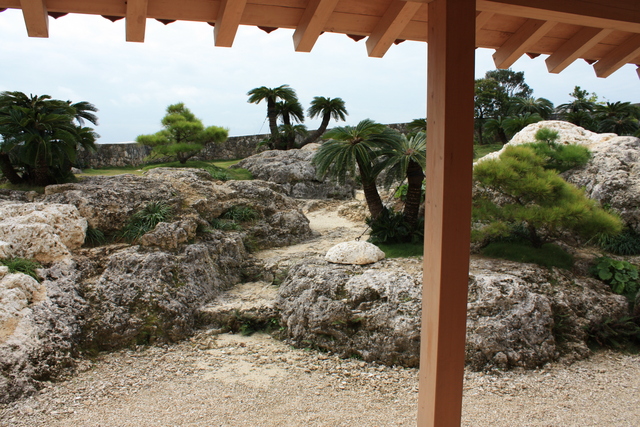 史跡・首里城・書院から見る庭園２の写真の写真