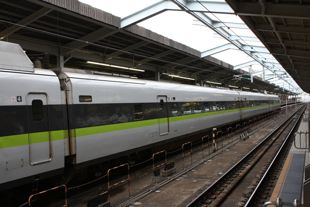 １００系新幹線の中間車両の写真の写真