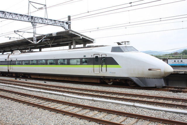 出発した１００系新幹線の写真の写真