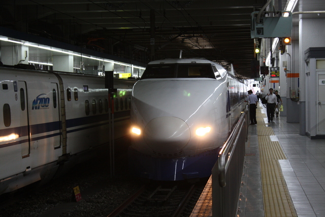 新幹線１００系・旧塗装・４の写真の写真