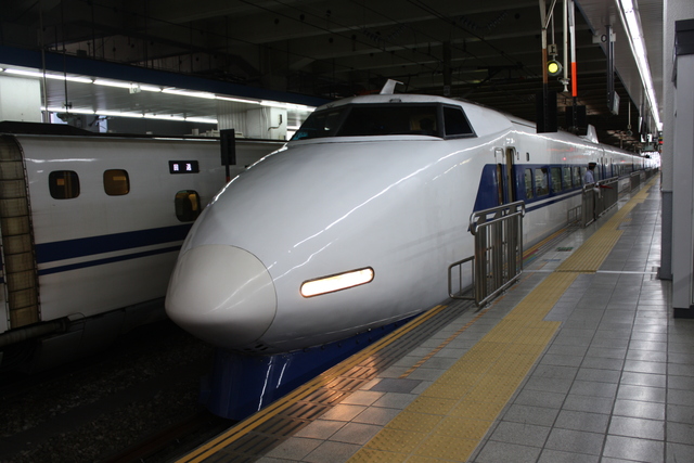 新幹線１００系・旧塗装・５の写真の写真