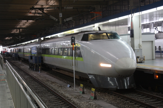 １００系新幹線・新塗装・先頭車の写真の写真