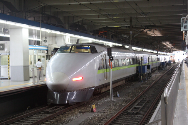 １００系新幹線・新塗装・先頭車１の写真の写真