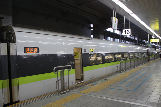 新幹線１００系・車両番号「125-3025」の写真の写真