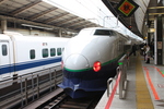 新幹線200系・東京駅に停車中