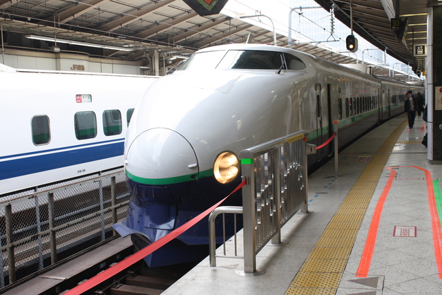 新幹線200系・白いランプの写真の写真