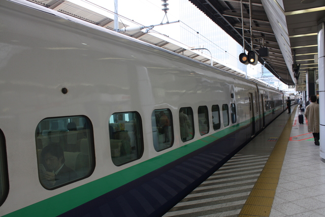 新幹線200系・小さな窓枠の写真の写真