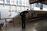 新幹線３００系・0系とも500系とも700系とも見た目が大きく違う先頭車